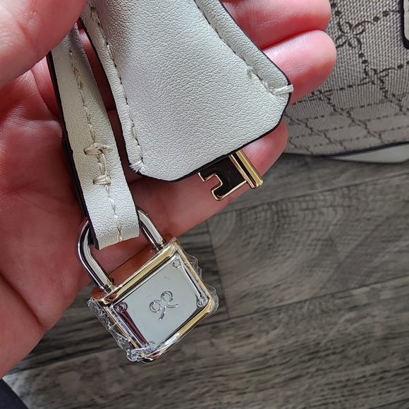 Nine West Women's Shoulder Handbag purse - Picture 6 of 8